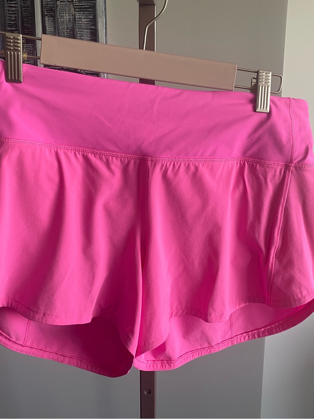NWOT Lululemon Bright Pink Speed Up  Athletic Shorts Size 8 Long Rare!